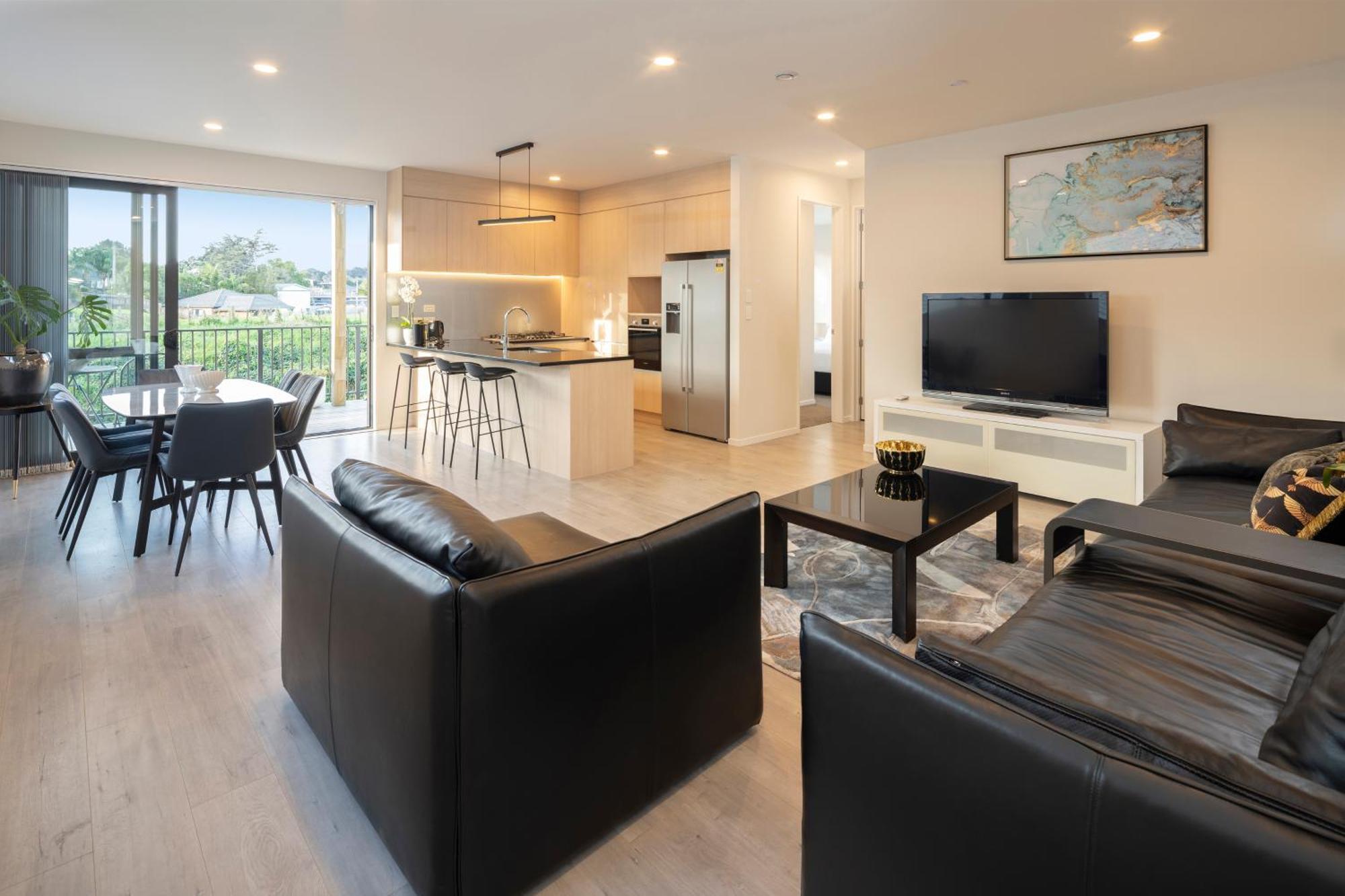 Modern Immaculate Residence In Mount Wellington Auckland Exteriör bild