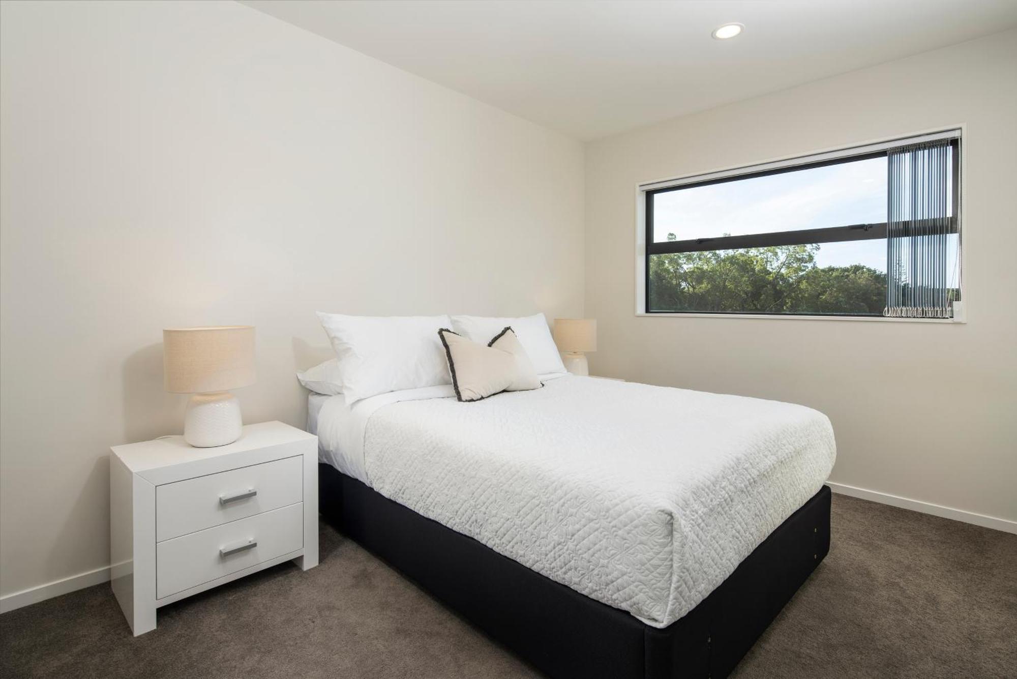 Modern Immaculate Residence In Mount Wellington Auckland Exteriör bild